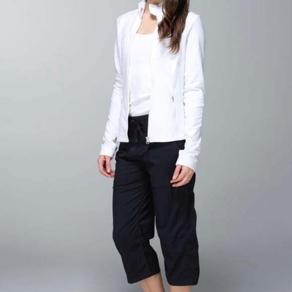 Lululemon Studio Crop Black Size 6 - Picture 4 of 14